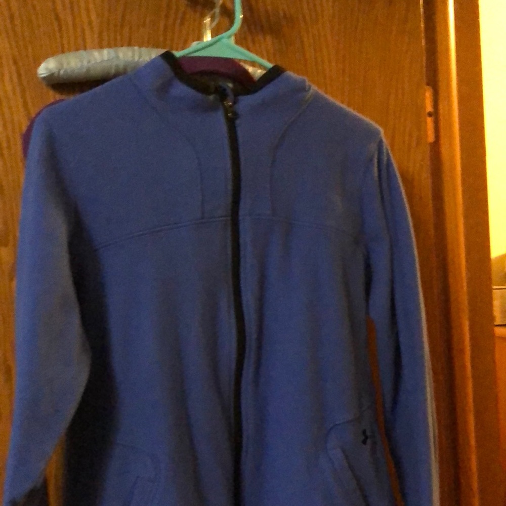Under Amor Blue Fleece